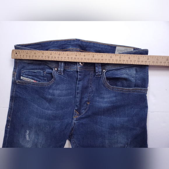 Diesel Girl's Slim Skinny Stretch Medium Wash Denim Jeans Kids 16Y - Picture 6 of 14